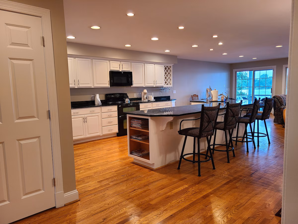 Immaculate kitchen with plenty of counterspace.